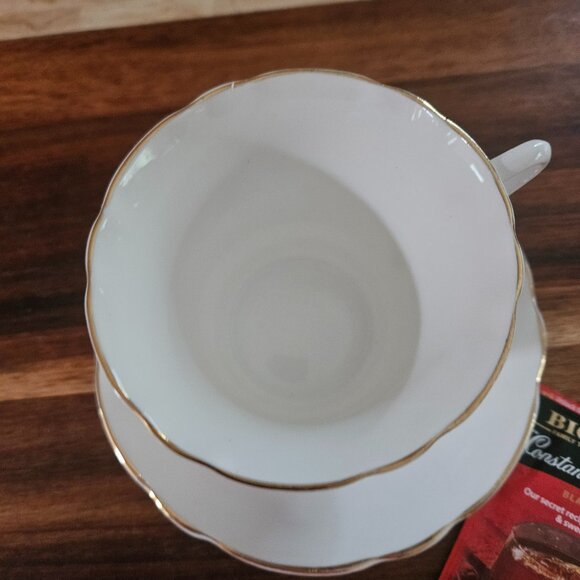 beautiful gold rimmed horse cup and saucer tea set regency bone china England - Picture 4 of 6